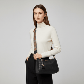 Bolsa Transversal com Estampa Geométrica e Alça Larga PretaGramora | Luxury Ladies Clothing